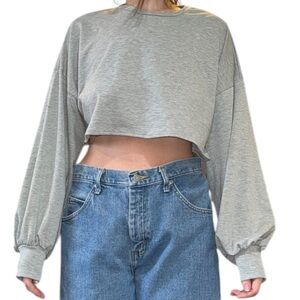 NWOT Grey Long Sleeve Crop Top